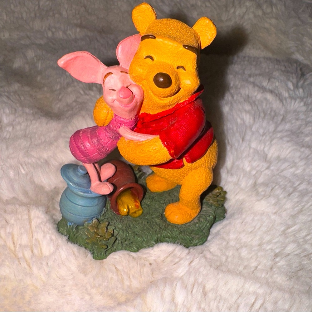 Simply pooh hugs are better than honey retired
